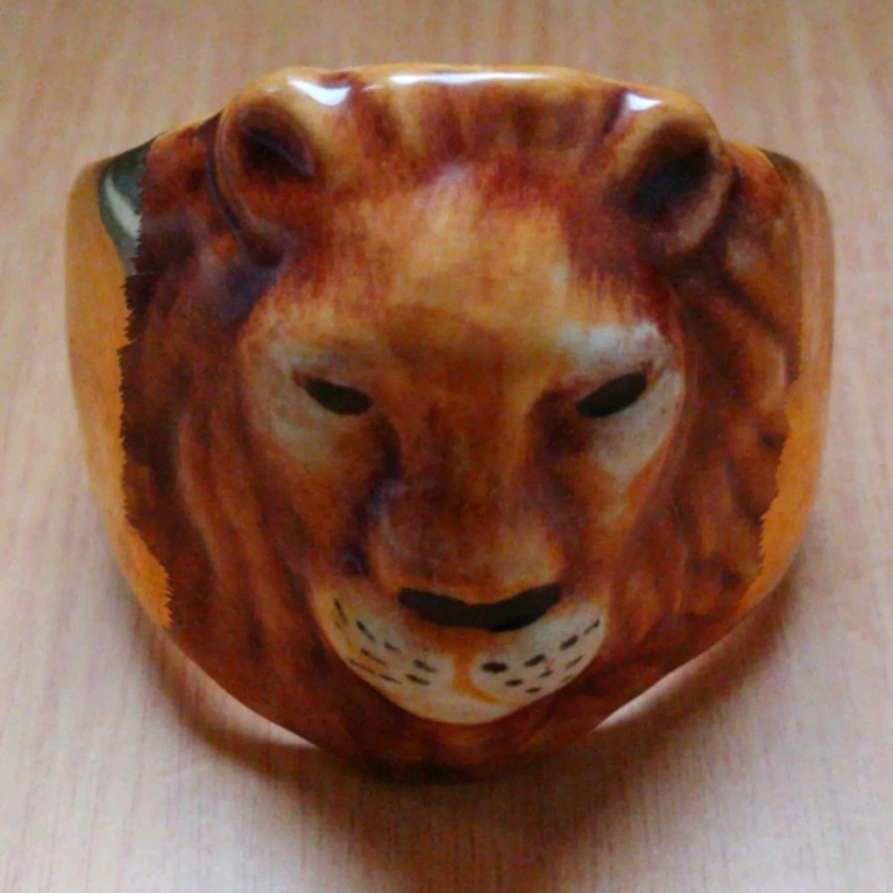 Vintage Rare Lion Head Porcelain Bracelet Handpain